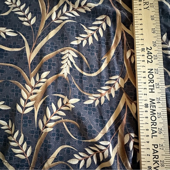 Vtg Maggie McNaughton Shirt Womens 2X 100% Silk Leaf Print Button Up Old Money - Picture 4 of 8